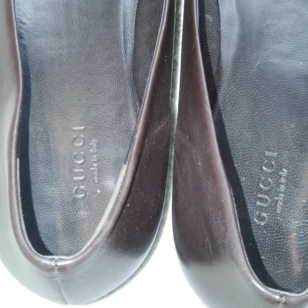Gucci Women's Dark Brown Flats with Green and Red Stripes. Authentic Pre-Loved. - Picture 2 of 6
